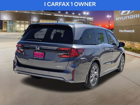 Used 2025 Honda Odyssey Touring image 7