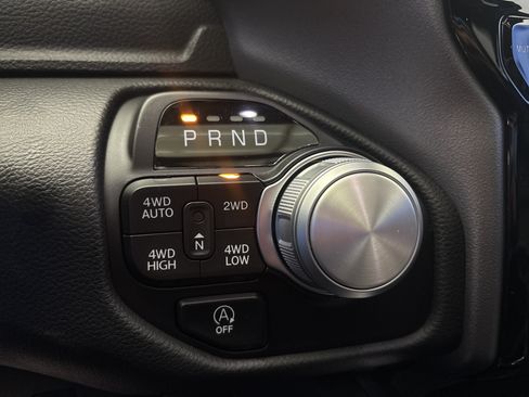 Used 2024 RAM 1500 Laramie AWD/4WD image 24