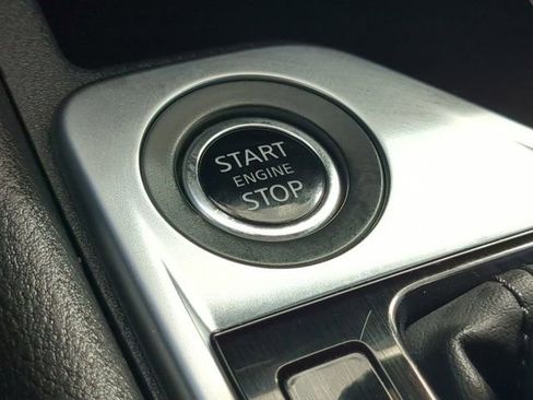 Used 2025 Nissan Sentra SV FWD image 24