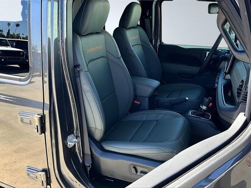 New 2025 Jeep Gladiator Mojave w/ Convenience Group image 8