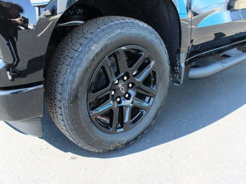 New 2026 Chevrolet Silverado 1500 Custom w/ Turbomax Blackout Package image 10