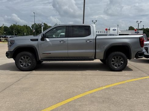 New 2026 GMC Sierra 1500 AT4X w/ LPO, Black Badging Package AWD/4WD image 12