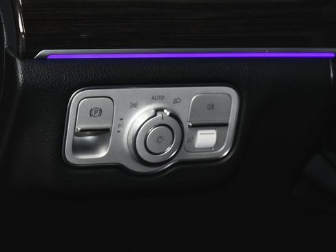 Used 2023 Mercedes-Benz GLE 450 4MATIC image 18