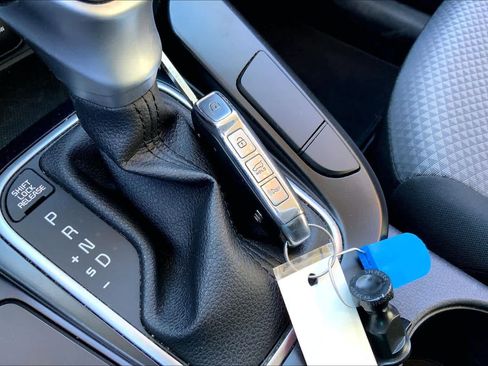 Used 2022 Kia Soul LX image 13