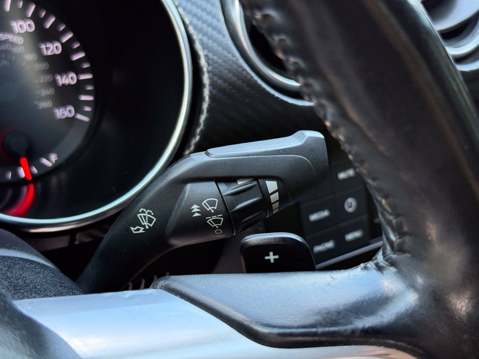 Used 2018 Ford Mustang Coupe RWD image 27