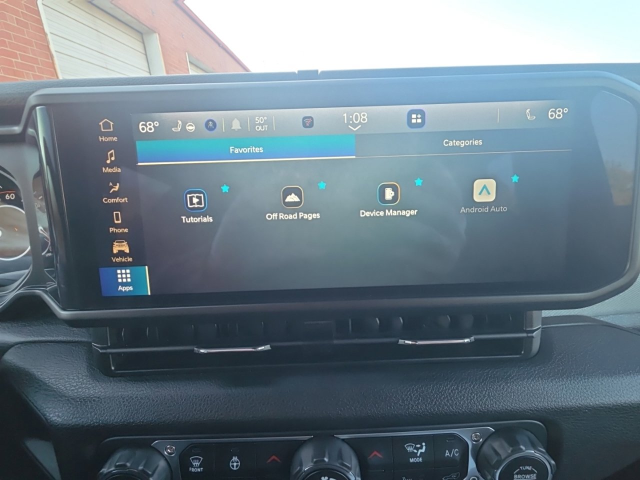 Used 2025 Jeep Wrangler Sport AWD/4WD image 32