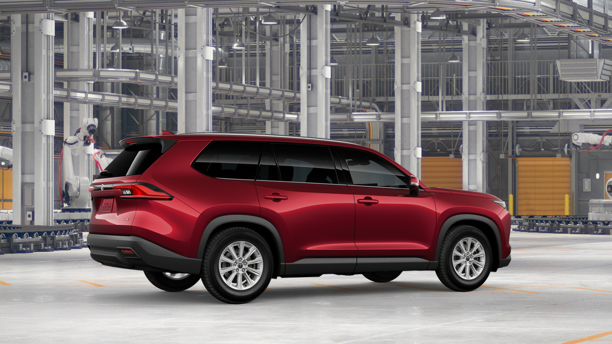 New 2026 Toyota Grand Highlander XLE FWD image 13