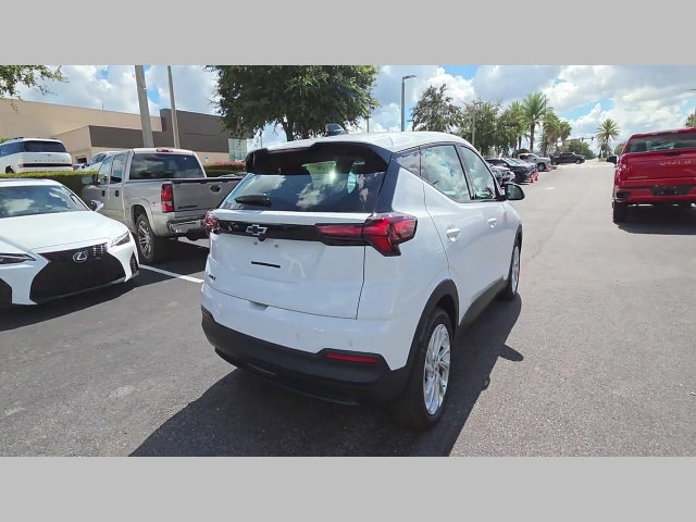 New 2027 Chevrolet Bolt LT w/ Comfort Package FWD image 18