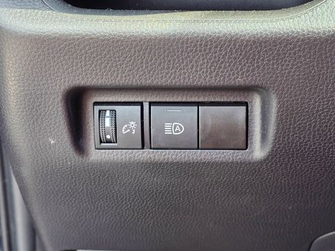 Used 2024 Toyota RAV4 XLE AWD/4WD image 24