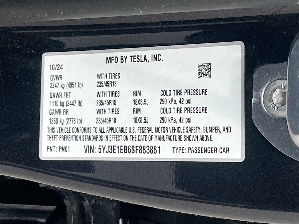Used 2025 Tesla Model 3 Long Range AWD/4WD image 33