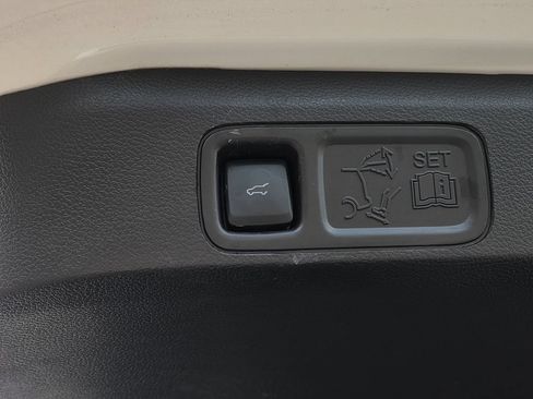 Used 2023 Ford Expedition Max Limited RWD image 28
