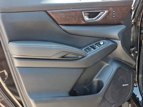 Used 2023 Subaru Ascent Touring image 13