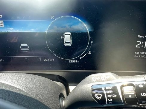 Used 2024 Kia Sportage SX AWD/4WD image 9