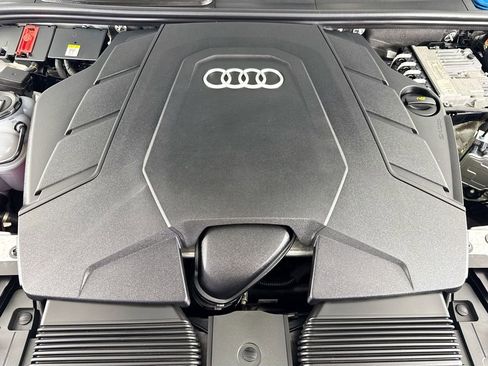 Used 2021 Audi Q7 3.0T Prestige image 25