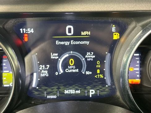 Used 2023 Jeep Wrangler Unlimited w/ Cold Weather Group image 18