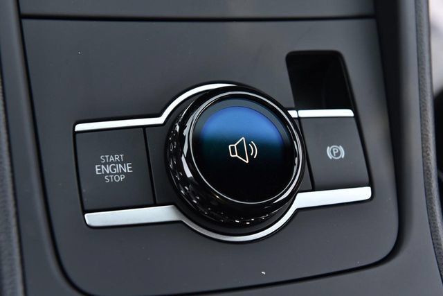 New 2026 Volkswagen Tiguan SE R-Line AWD/4WD image 17