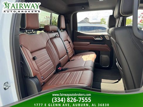 Used 2026 GMC Sierra 1500 Denali Ultimate AWD/4WD image 13