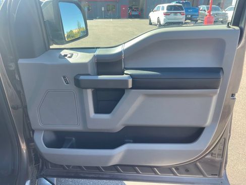 Used 2020 Ford F150 XLT w/ Equipment Group 302A Luxury AWD/4WD image 33