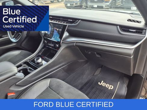 Used 2023 Jeep Grand Cherokee L Laredo RWD image 29