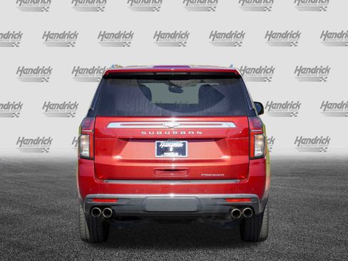 Used 2021 Chevrolet Suburban Premier w/ Premium Package image 7