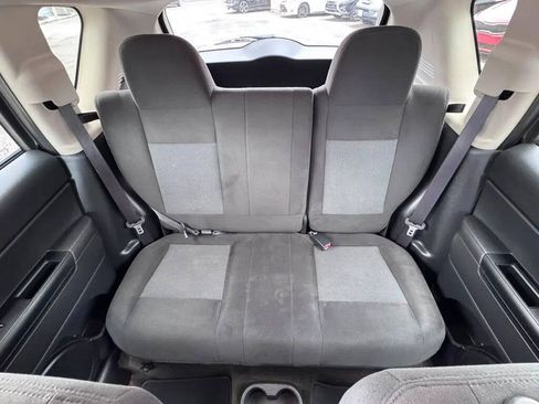 Used 2016 Jeep Compass Sport w/ Power Value Group FWD image 15