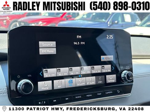 Used 2024 Mitsubishi Outlander SEL AWD/4WD image 8