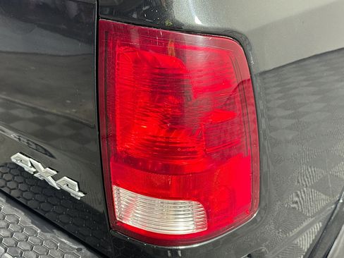 Used 2018 RAM 1500 SLT image 54