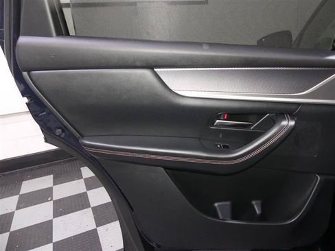 Used 2024 MAZDA CX-90 3.3 Turbo w/ Preferred Package AWD/4WD image 25