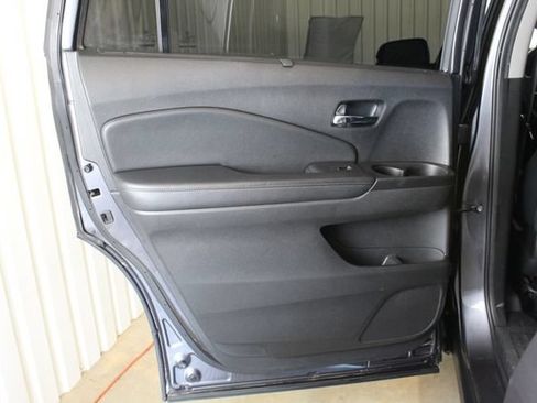 Used 2019 Honda Pilot EX-L image 17