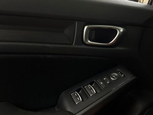 Used 2025 Honda Civic Sport image 19