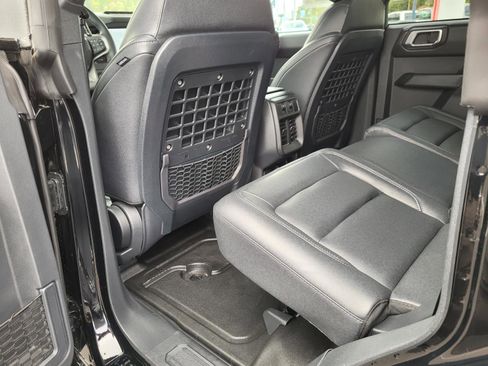 New 2026 Ford Bronco Badlands image 11