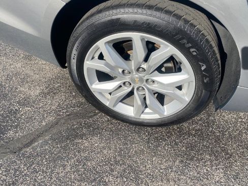 Used 2019 Chevrolet Impala LT image 23