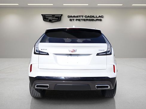 Used 2024 Cadillac XT4 Sport image 4