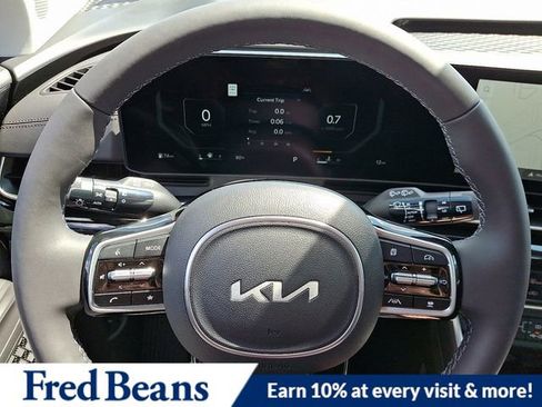 New 2026 Kia Carnival SX Prestige image 14