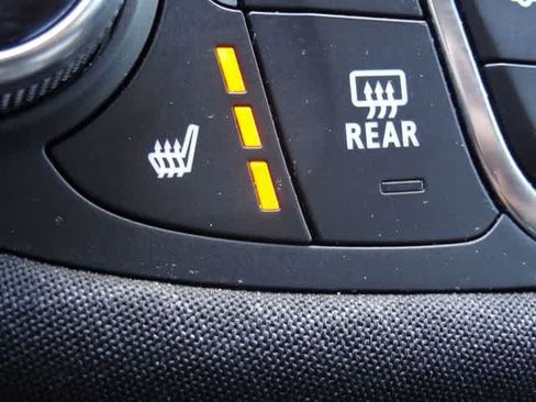 Used 2023 Chevrolet Malibu LT FWD image 26