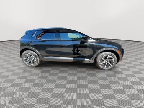 New 2026 Chevrolet Equinox EV LT AWD/4WD image 9