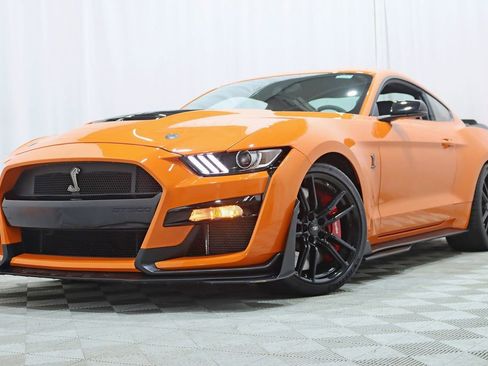 Used 2020 Ford Mustang Shelby GT500 w/ Technology Package RWD image 6