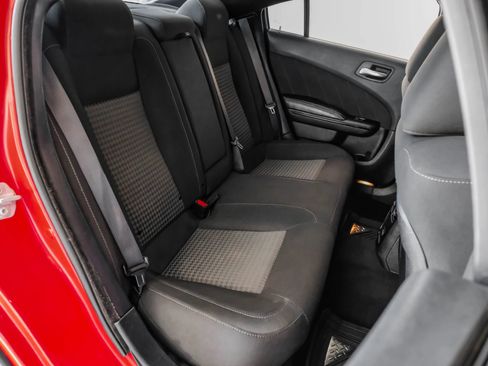 Used 2019 Dodge Charger R/T image 35