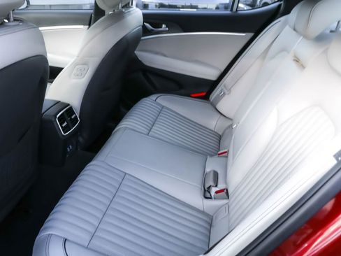 Used 2026 Genesis G70 3.3T Sport Prestige image 24