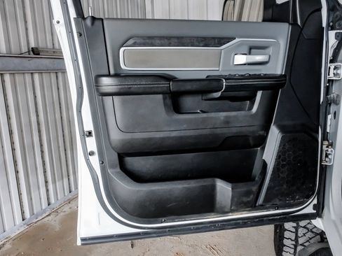 Used 2022 RAM 2500 Big Horn w/ Level 1 Equipment Group AWD/4WD image 44