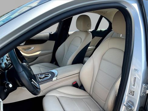 Used 2021 Mercedes-Benz C 300 4MATIC Sedan image 21