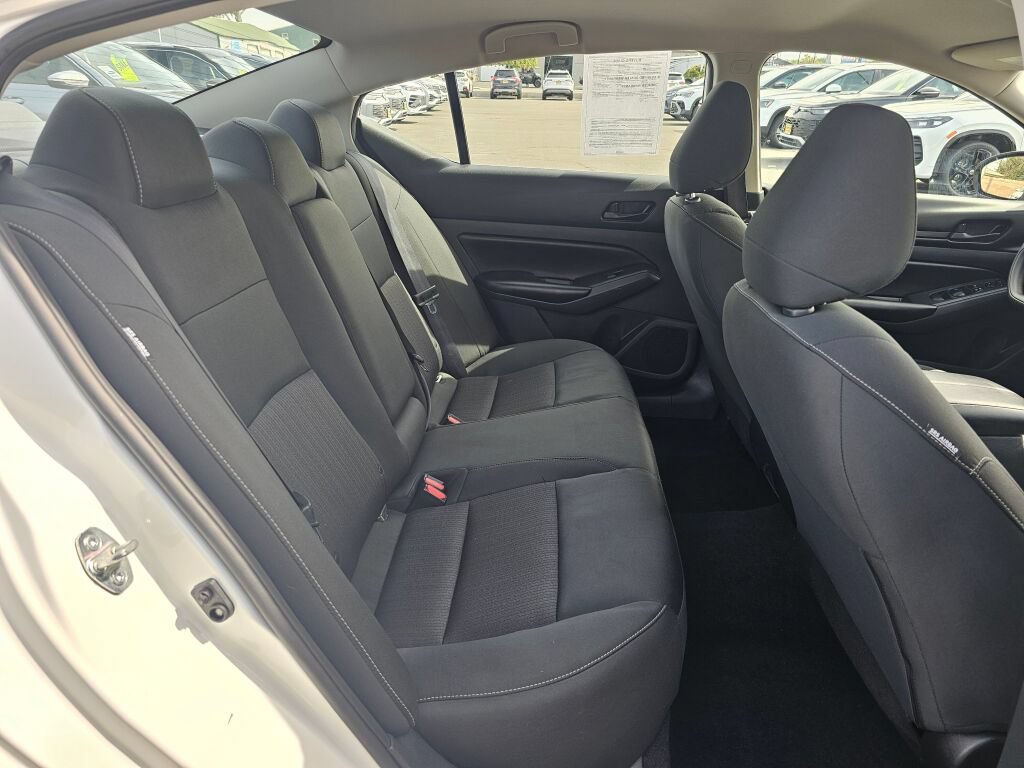 Used 2024 Nissan Altima 2.5 S FWD image 15
