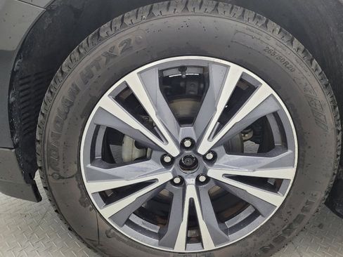 Used 2019 Nissan Pathfinder Platinum w/ Cargo Package FWD image 31