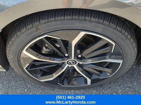 Used 2025 Nissan Altima 2.5 SR FWD image 8