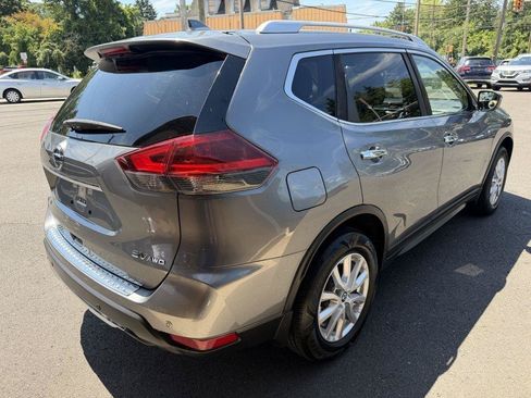 Used 2020 Nissan Rogue SV AWD/4WD image 5