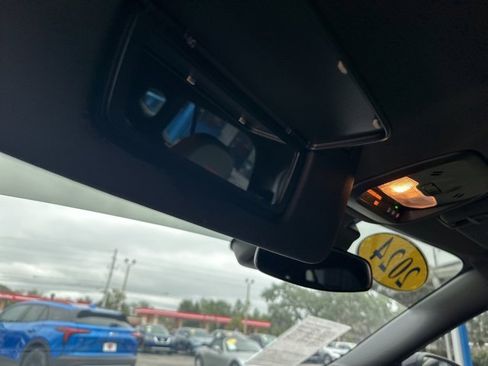 Used 2024 Chevrolet Trax RS w/ Driver Confidence Package image 24