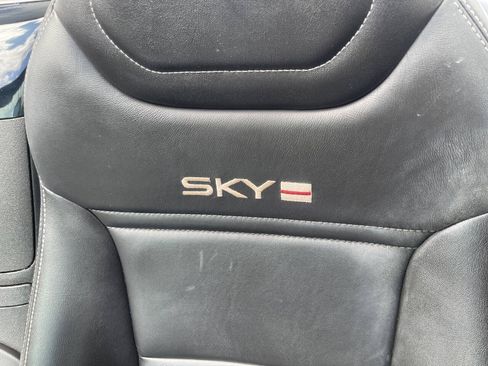 Used 2007 Saturn Sky Red Line RWD image 19