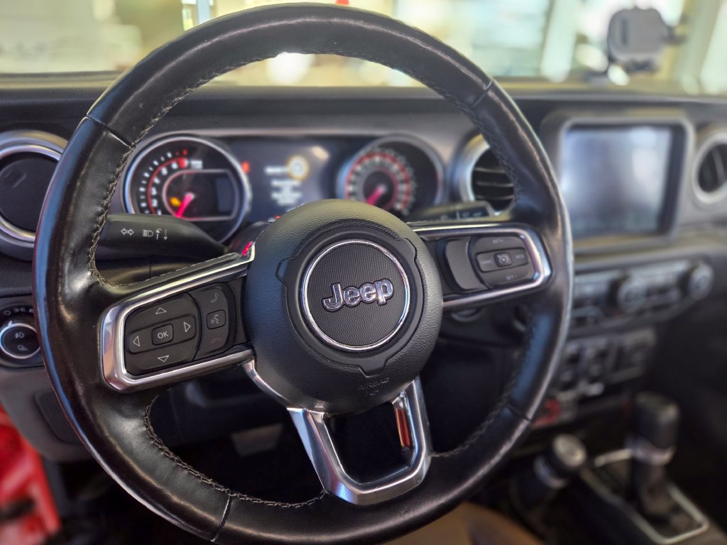 Used 2020 Jeep Gladiator Rubicon AWD/4WD image 34