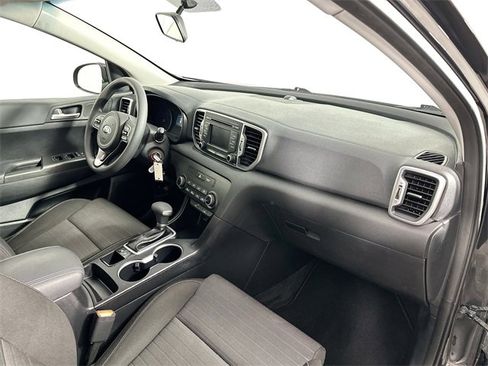 Used 2017 Kia Sportage LX w/ LX Popular Package image 28