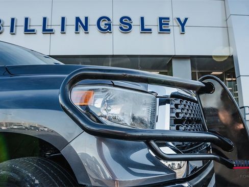 Used 2018 Toyota Tundra SR5 image 8